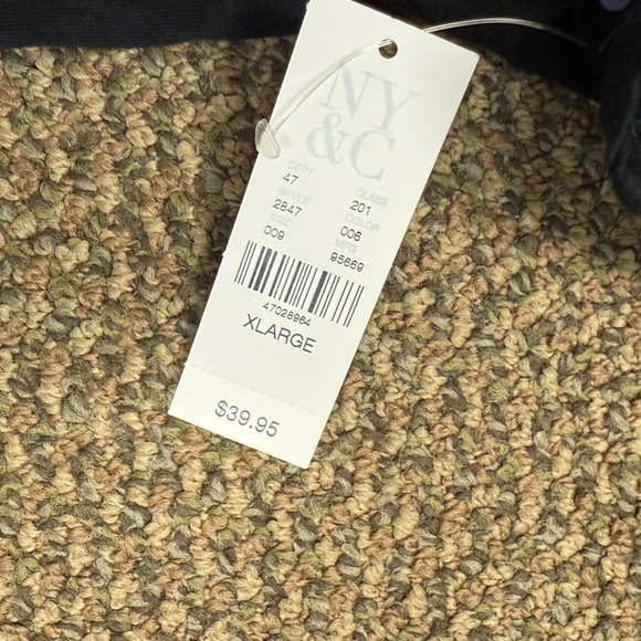 New‎ York & Company  Black Sequin Sleeve Tee - Picture 3 of 9